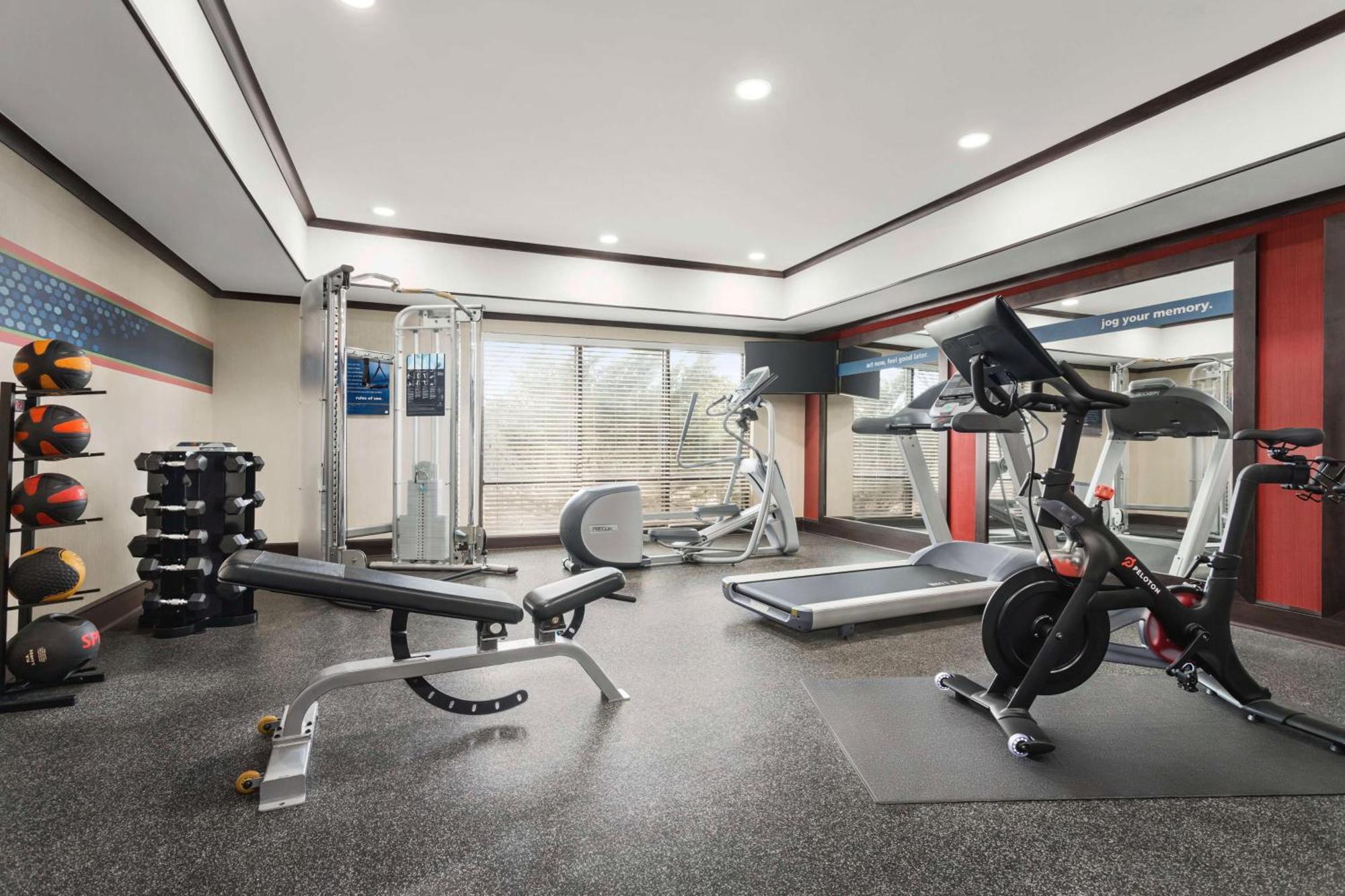 Hampton Inn New Albany Zewnętrze zdjęcie